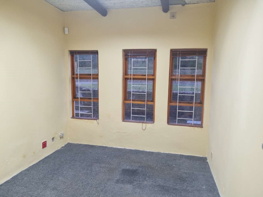 Commercial Property for Sale in Beacon Bay Eastern Cape